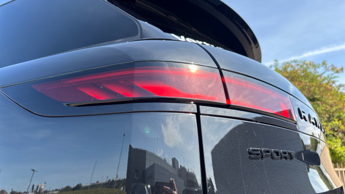 Land Rover Range Rover Sport 3.0 D300 Autobiography 5dr Auto Diesel Estate - Image 19